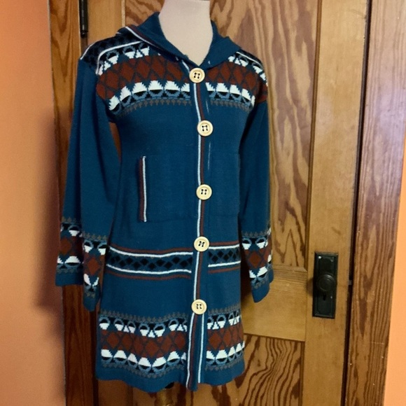 Vintage 70s OOAK. Bell sleeve Shacket - Picture 4 of 11